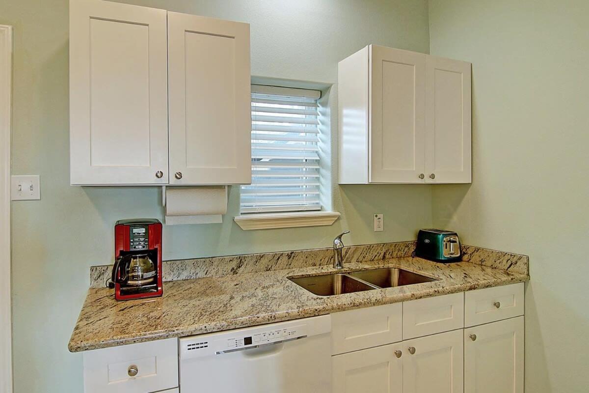 Captain Quarter'S 1 Bedrm Unit At Sea Isle Village Port Aransas Ngoại thất bức ảnh